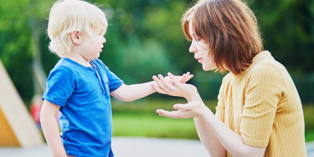 How to Handle a Splinter in a Wiggly Toddler thumbnail