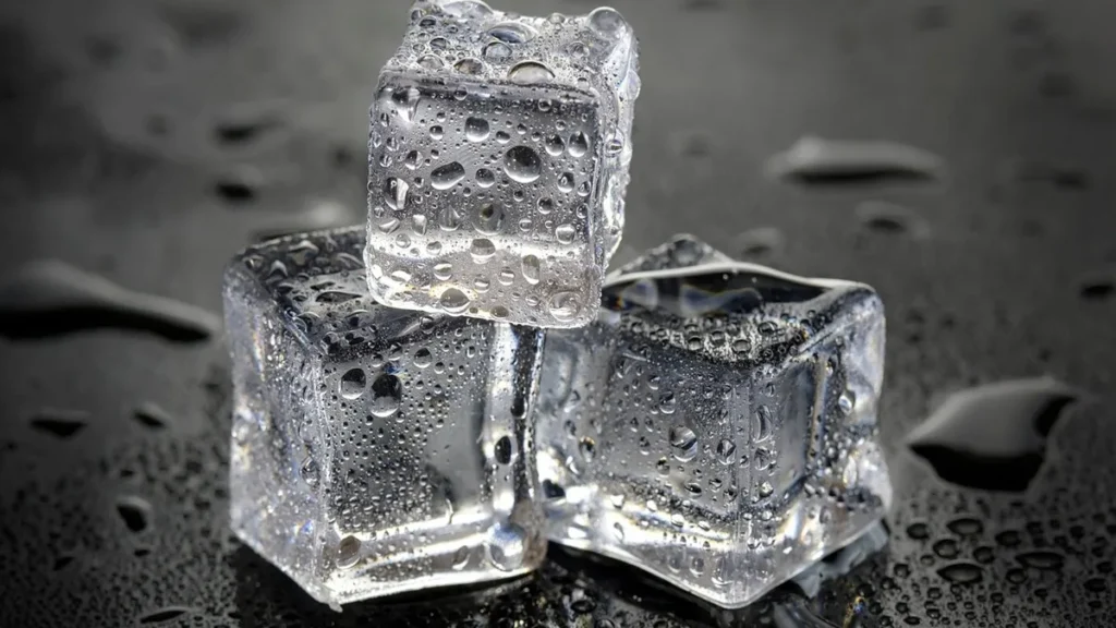 The Truth About Using Ice on a Burn thumbnail